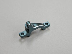 Mugen MTC1 Spallina anteriore sup. Dx